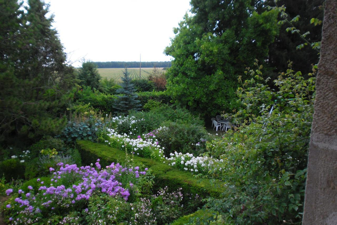 Domaine De Benveau Brécy Exterior photo